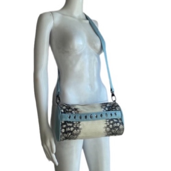 π₯ L.A.M.B. crossbody - Picture 16 of 17